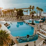 Golden Coast Feriested