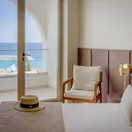 Golden Coast 4*
