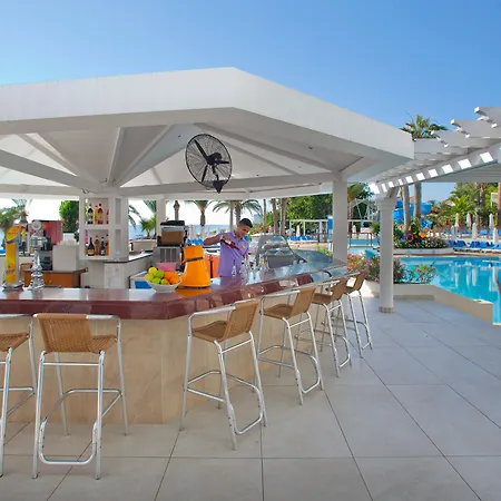 Golden Coast 4*