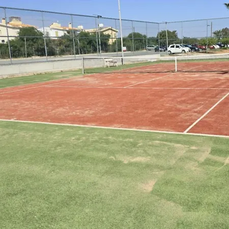 리조트 골든 코스트 비치 4*