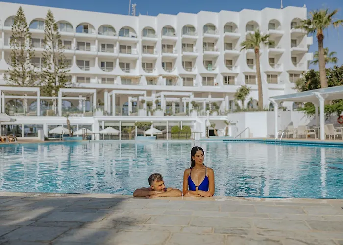 Golden Coast 4* Protaras