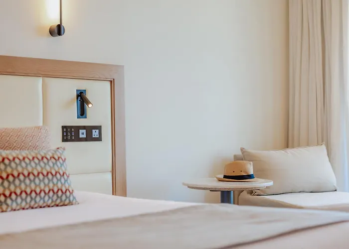 Golden Coast Resort 4*