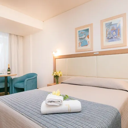 Golden Coast Resort 4*