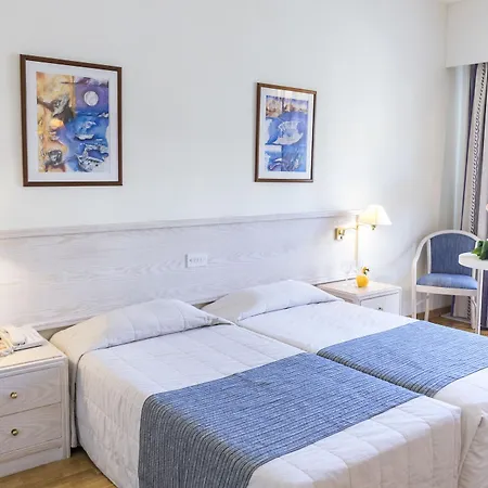 Golden Coast Resort 4*