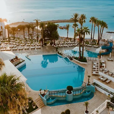 Golden Coast Resort