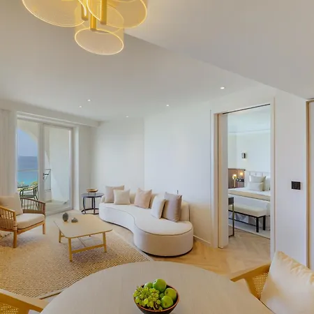 Golden Coast 4*