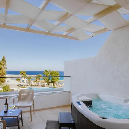 Golden Coast Resort