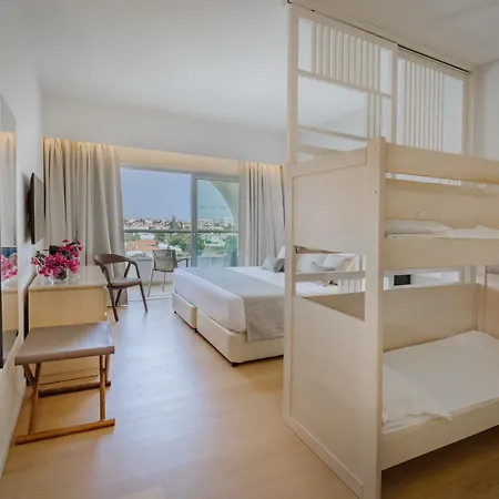 Golden Coast 4* Protaras