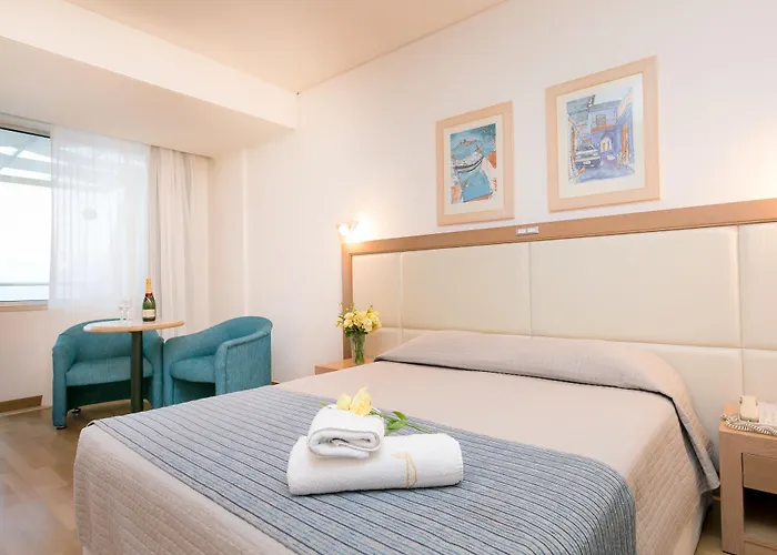 Golden Coast Resort 4*