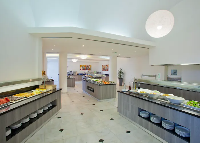 Golden Coast 4* Protaras