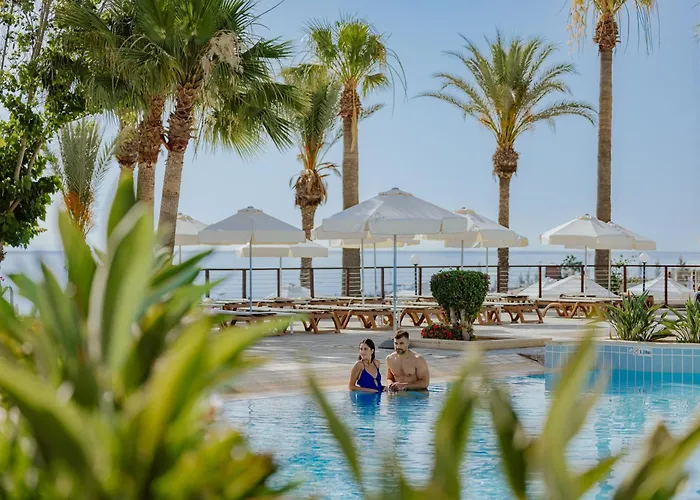 Golden Coast Resort Protaras